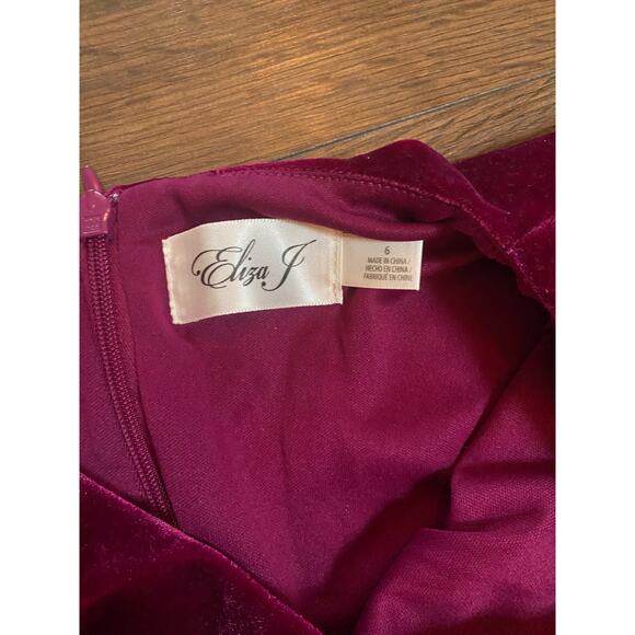 EUC  ELIZA J Velvet velour Ruched Asymmetric Midi Dress Fuchsia – Size 6 - Picture 11 of 15